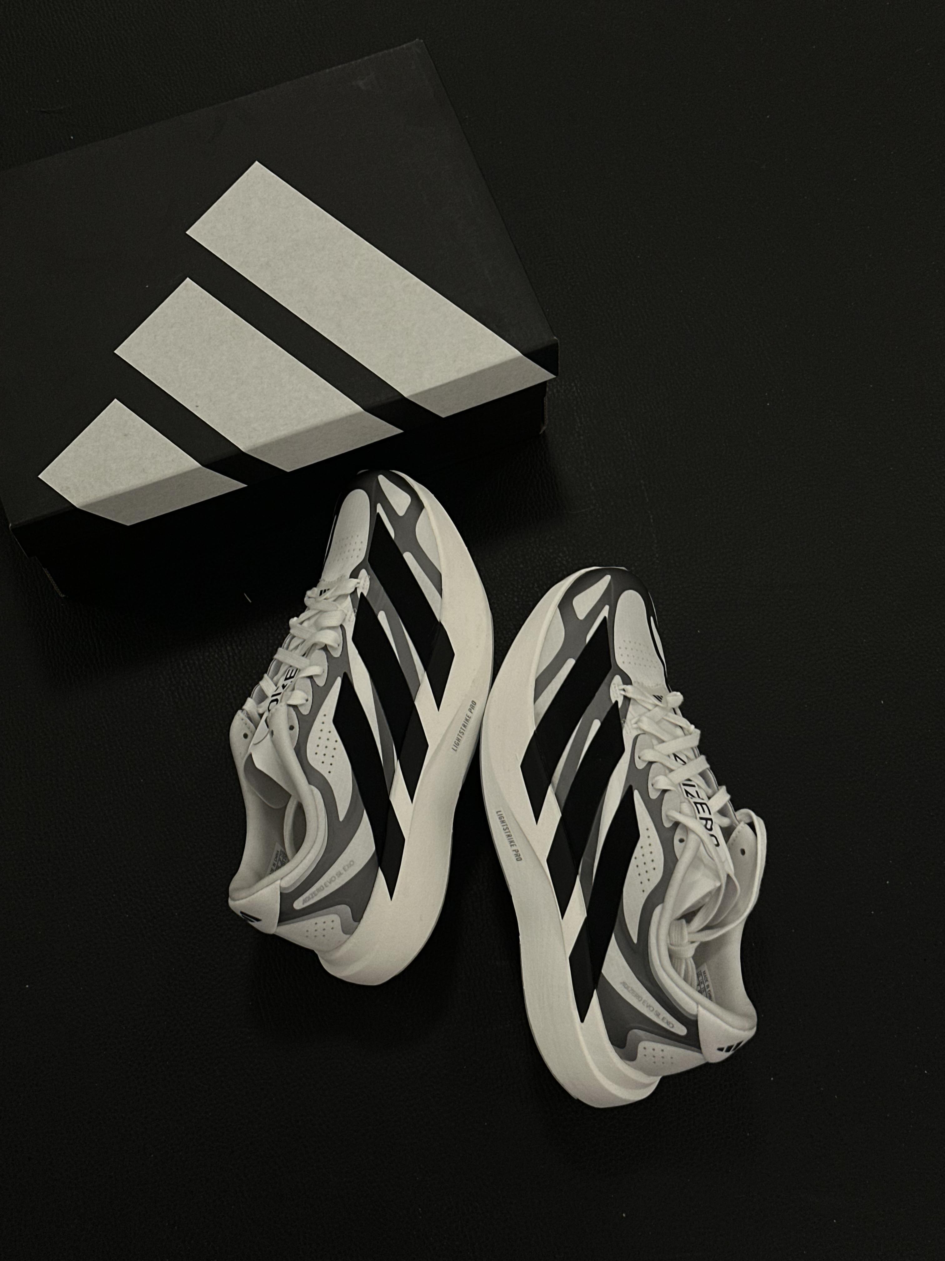 试试这双adidas evo sl…